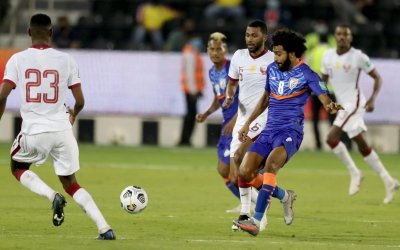 10-man India go down to Asian champions Qatar