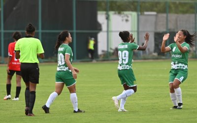 Dominant Kickstart kick-off Hero IWL campaign in style