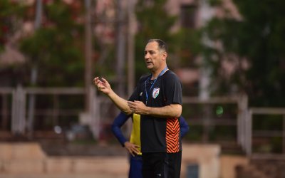 Igor Stimac stresses on Asian Cup qualification after arrival in Kolkata