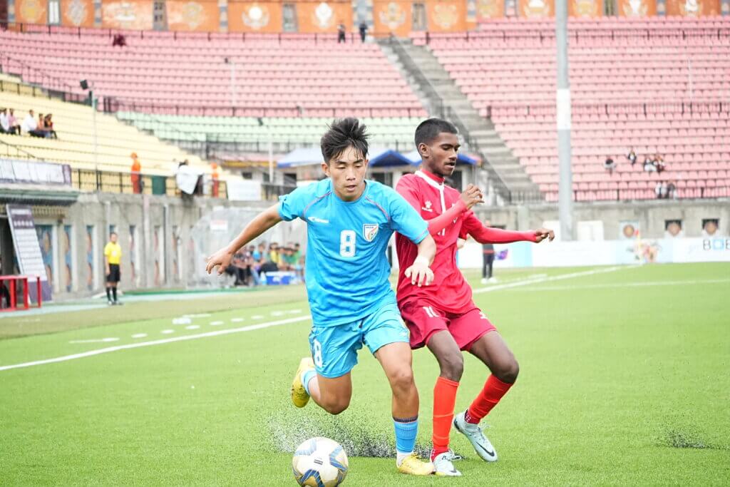 India romped home to an 8-0 win against the Maldives in the semi-final of the SAFF U-16 Championship in Thimphu, Bhutan